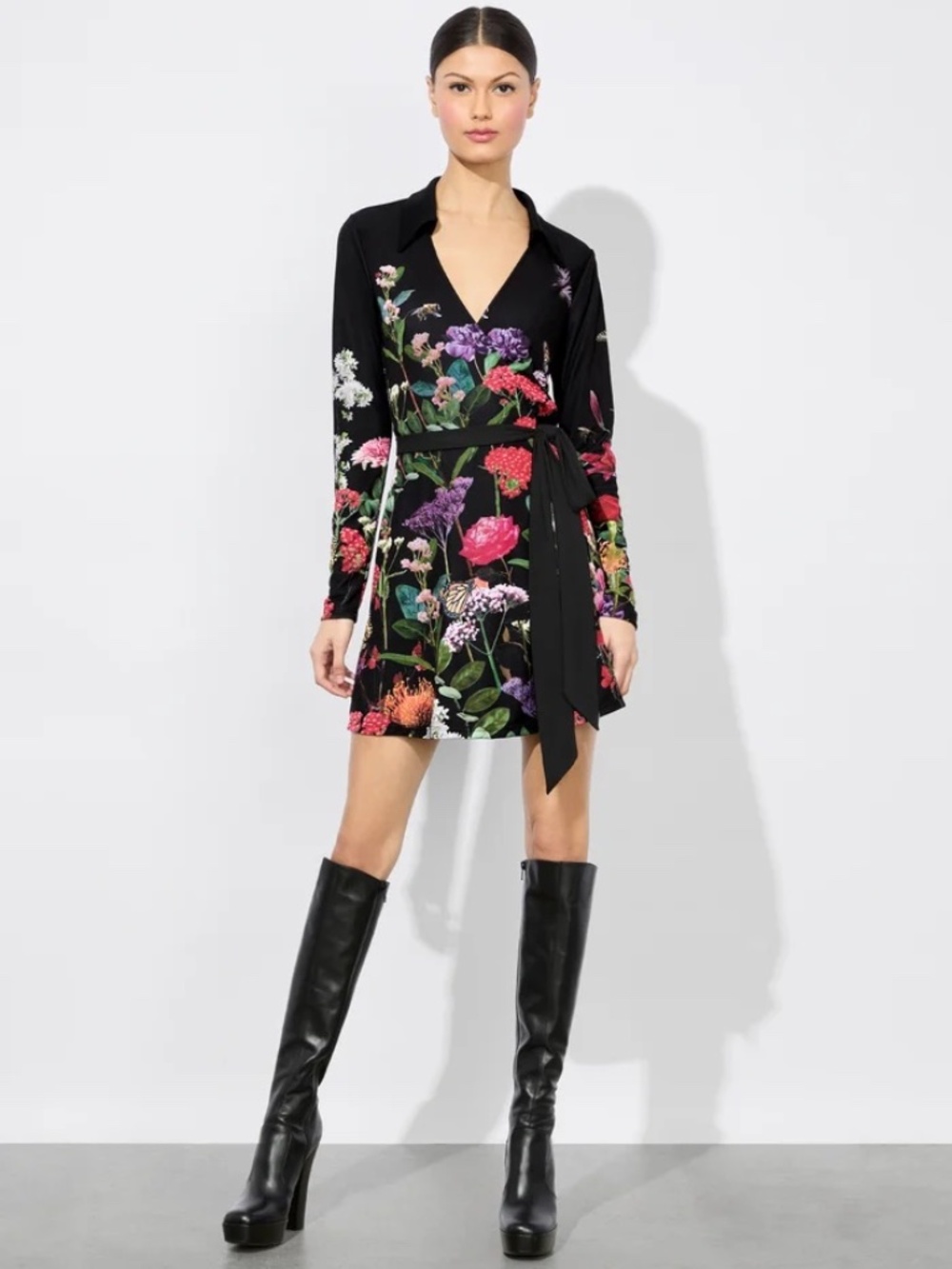 Alice + Olivia Millicent Mini Dress Secret Garden size 4 - Picture 2 of 14